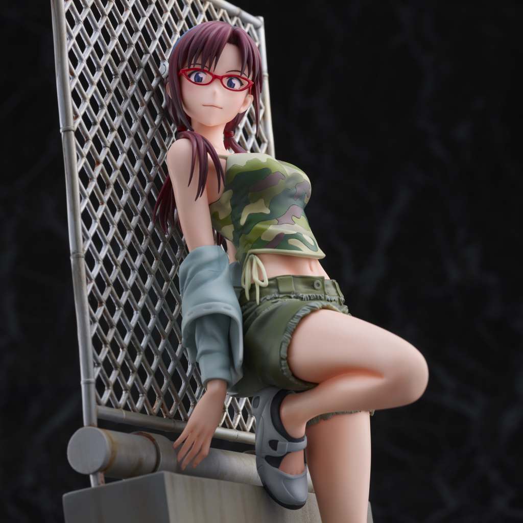 NEON GENESIS EVANGELION STATUA MARI ILLUSTRIOUS MAKINAMI 28.5 CM UNION CREATIVE