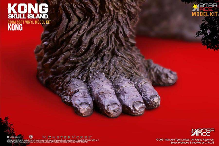 X-PLUS KONG VINYL MODEL KIT 30 cm