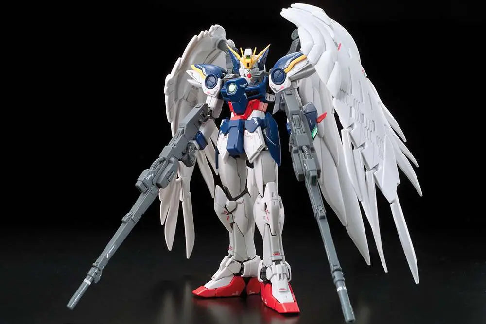 BANDAI - GUNDAM RG WING ZERO CUSTOM EW 1/144 MODEL KIT