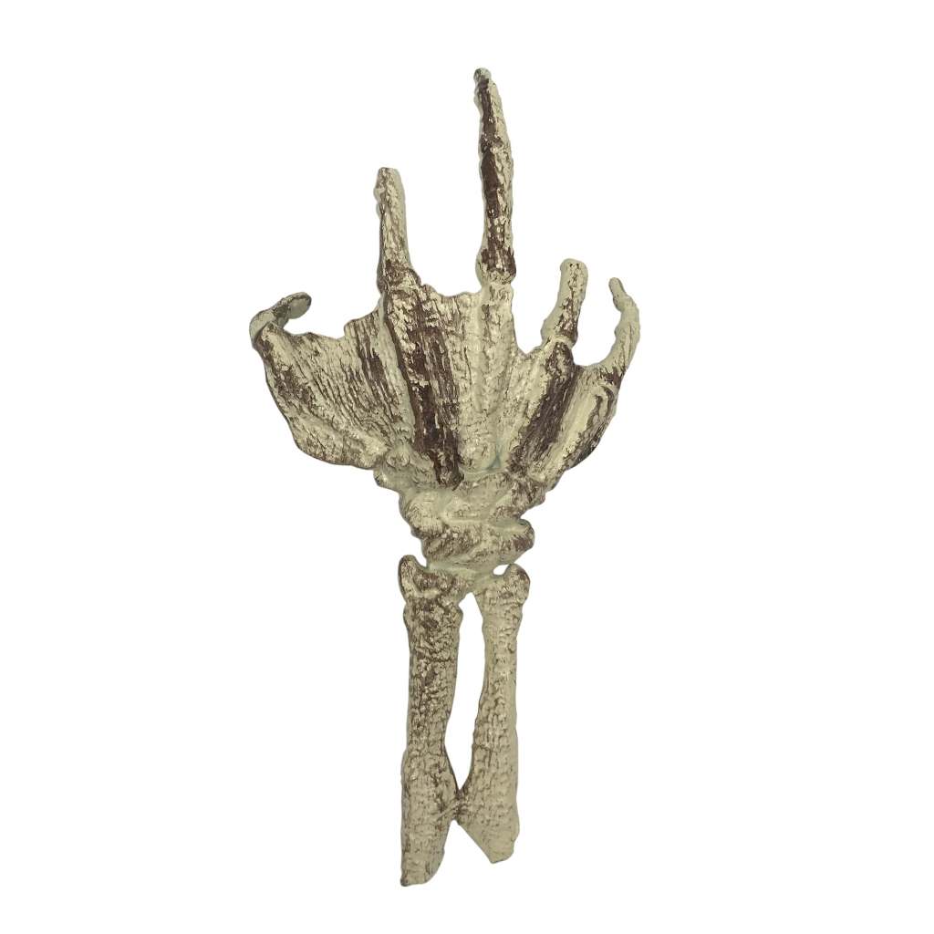 UM FOSSIL CREATURE HAND SCALED PROP REPL
