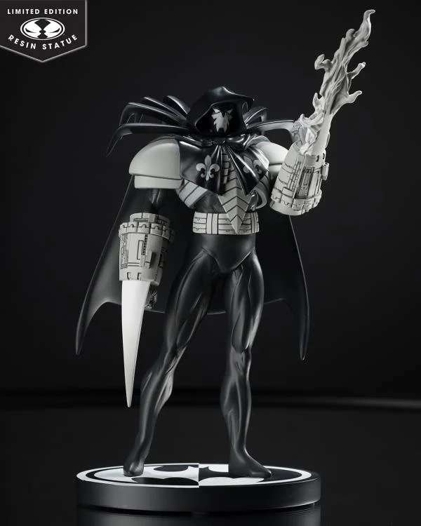 BATMAN B&W AZRAEL BY  QUESADA RESIN STAT