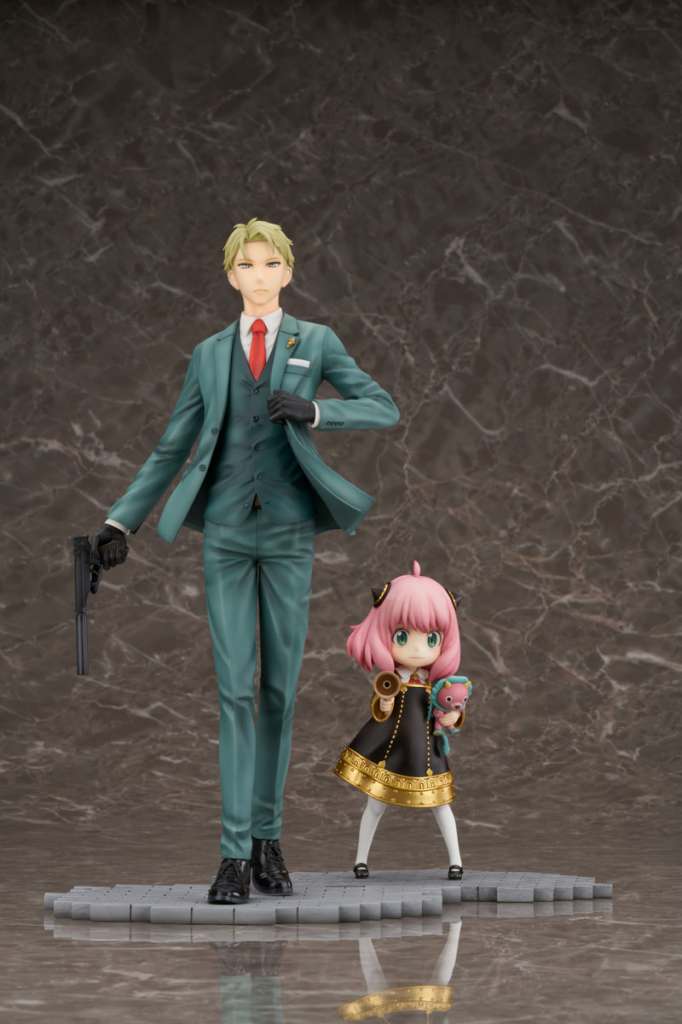 SPY X FAMILY LOID FORGER 1/7 SCALE FIG