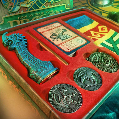 DOCTOR COLLECTOR HOW TRAIN YOUR DRAGON HICCUP'S MEMORIES KIT REPLICA /