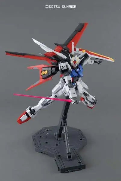 BANDAI - GUNDAM MG AILE STRIKE VER RM 1/100 MODEL KIT 17 cm