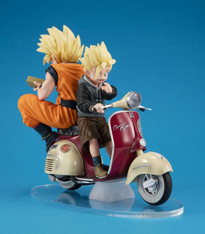 MEGAHOUSE SON GOKU & SON GOHAN DRAGON BALL Z DSK REAL MCCOY EX SUPER SAIYAN BIKE VER. STATUA 11 CM