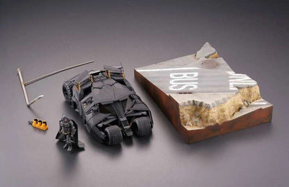 TDK TRILOGY BATMOBILE TUMBLER DIORAMA