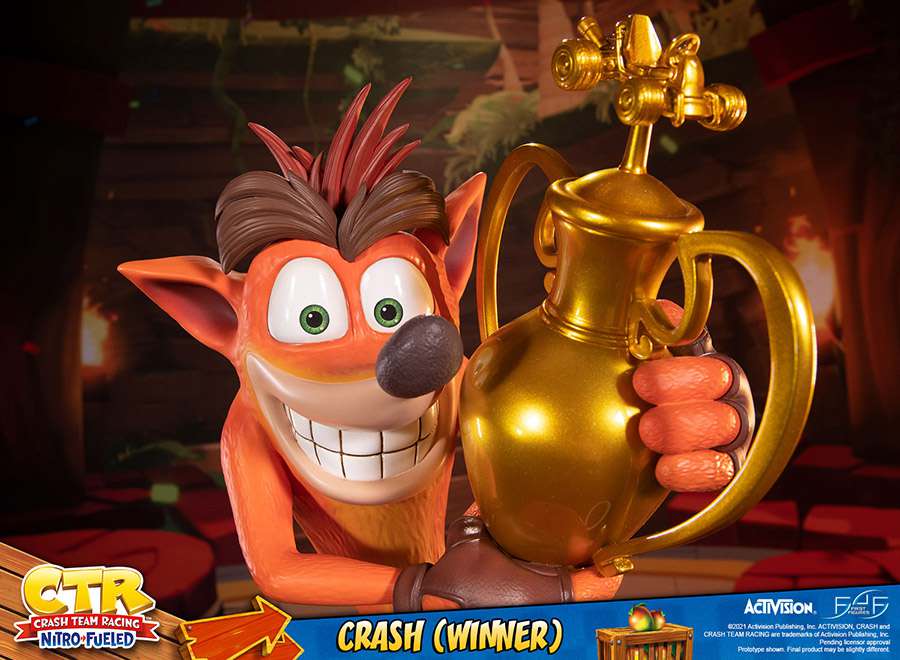 CRASH WINNER STATUE