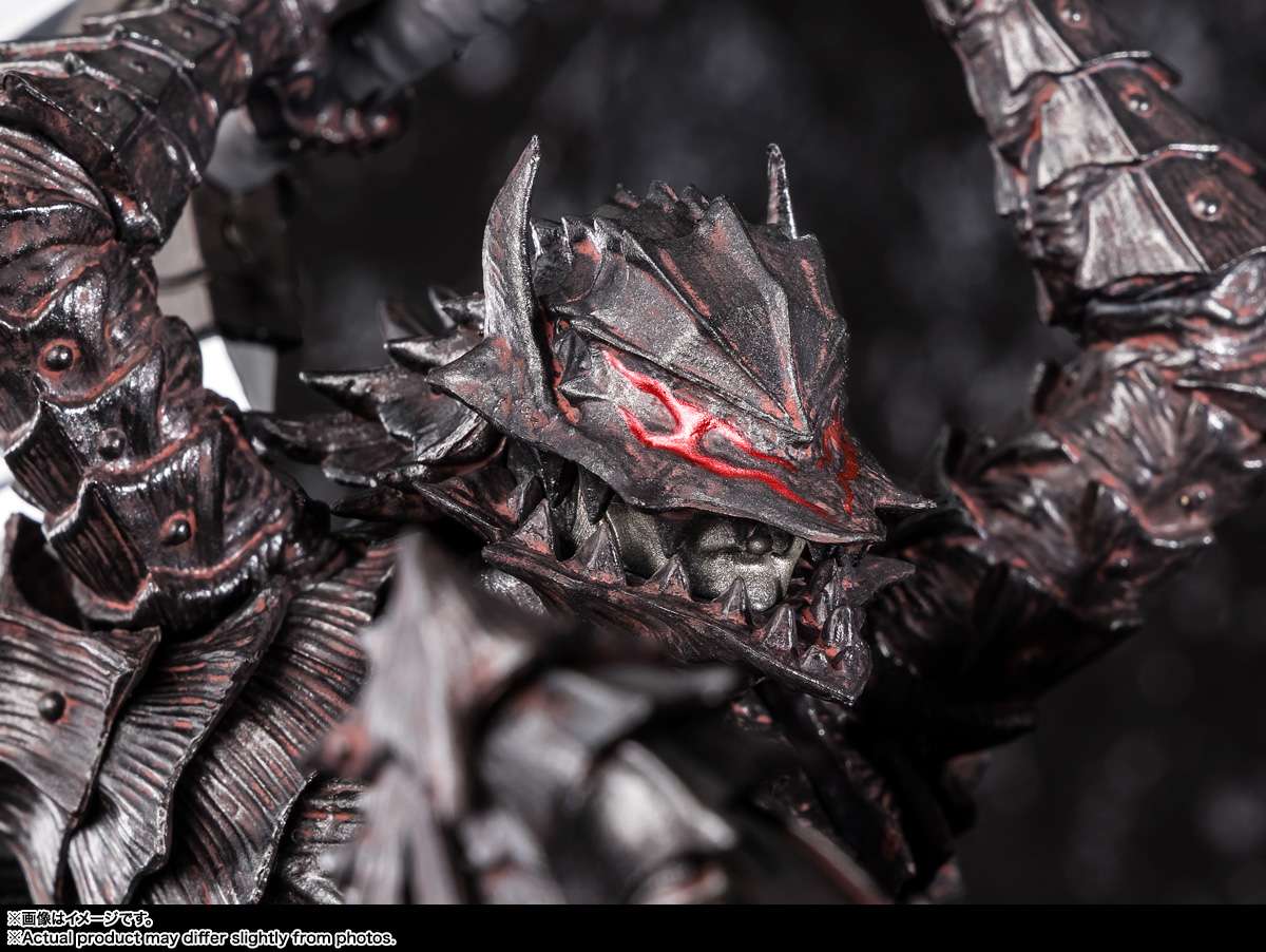 BERSERKER GUTS ARMOR  FIG TOUCHE METALLI