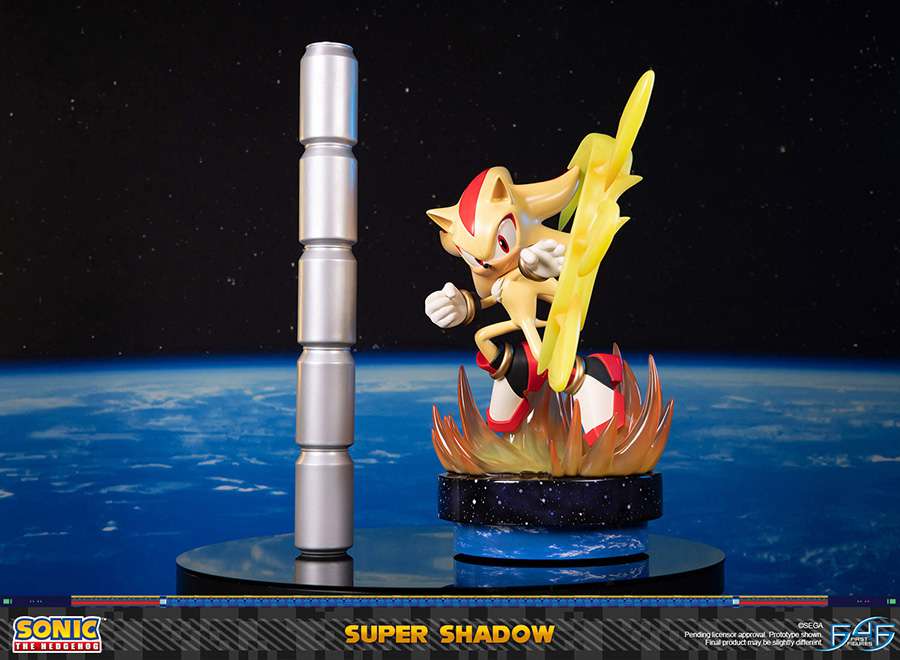 SONIC SUPER SHADOW STATUE