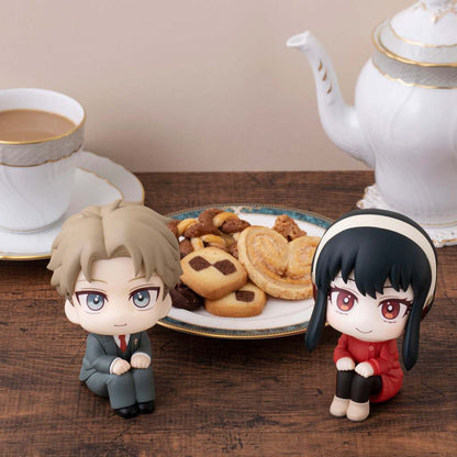 SPY X FAMILY LOOK UP PVC STATUAS LOID FORGER & YOR FORGER SET 11 CM MEGAHOUSE