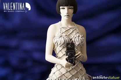 INFINITE STATUE - ORI CREPAX VALENTINA STATUA