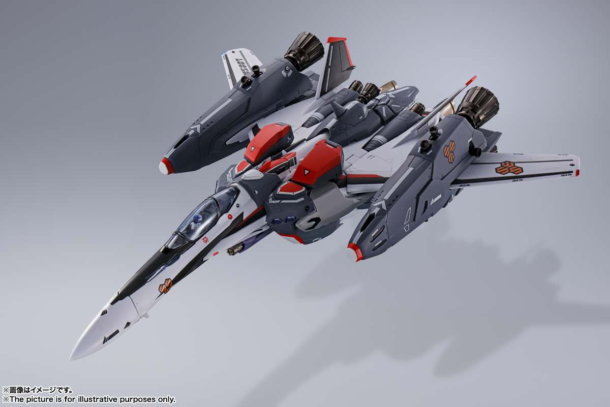 BANDAI DX MACROSS VF25F SUPER MESSIAH VALKYRIE ACTION FIGURE 30 cm