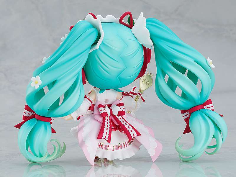 HATSUNE MIKU 15TH ANNIVERSARY NENDOROID