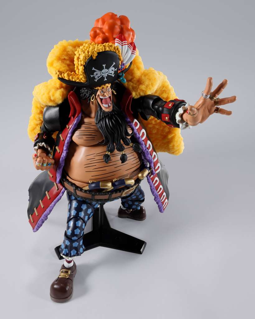 ONE PIECE S.H. FIGUARTS MARSHALL D. TEACH FOUR EMPERORS ACTION FIGURE 24.5CM BANDAI