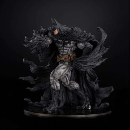 DC COMICS SOFBINAL SOFT VINILE STATUA BATMAN HARD BLACK VER. 35 CM UNION CREATIVE