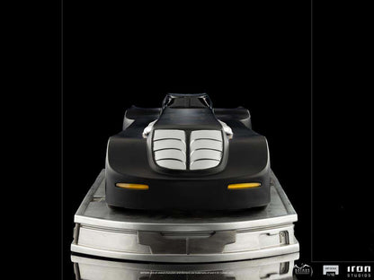 BATMAN TAS BATMOBILE 1/10 STATUE