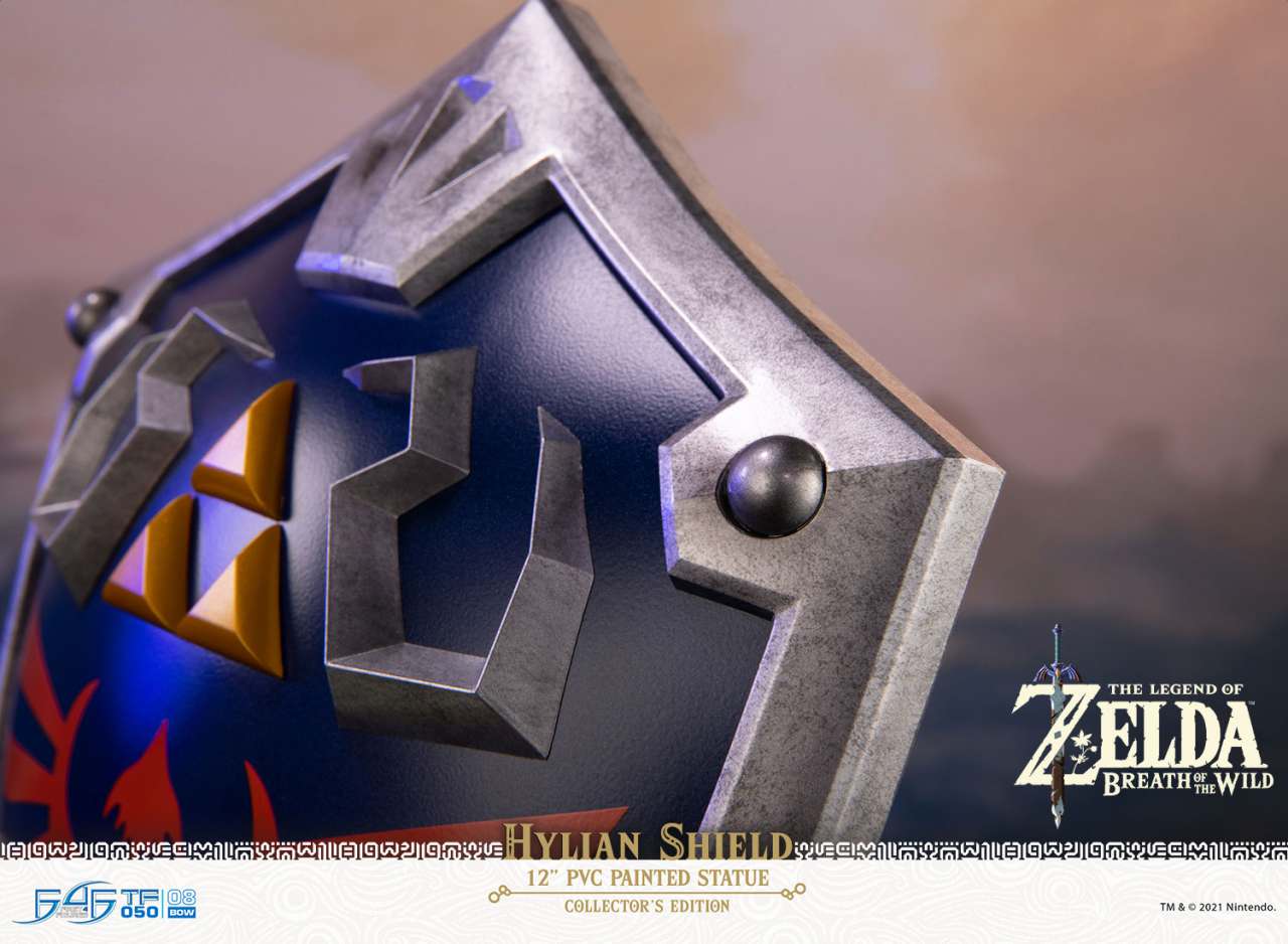 LEGEND OF ZELDA HYLIAN SHIELD PVC COL ED