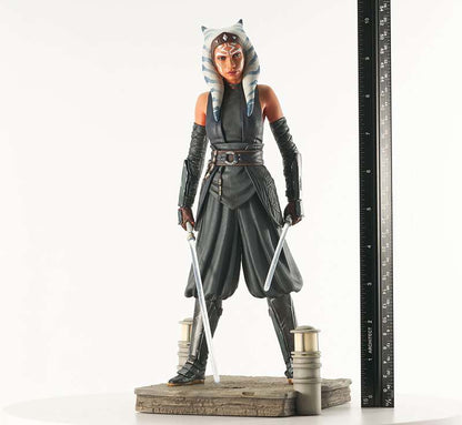 SW MANDALORIAN S2 AHSOKA STATUE