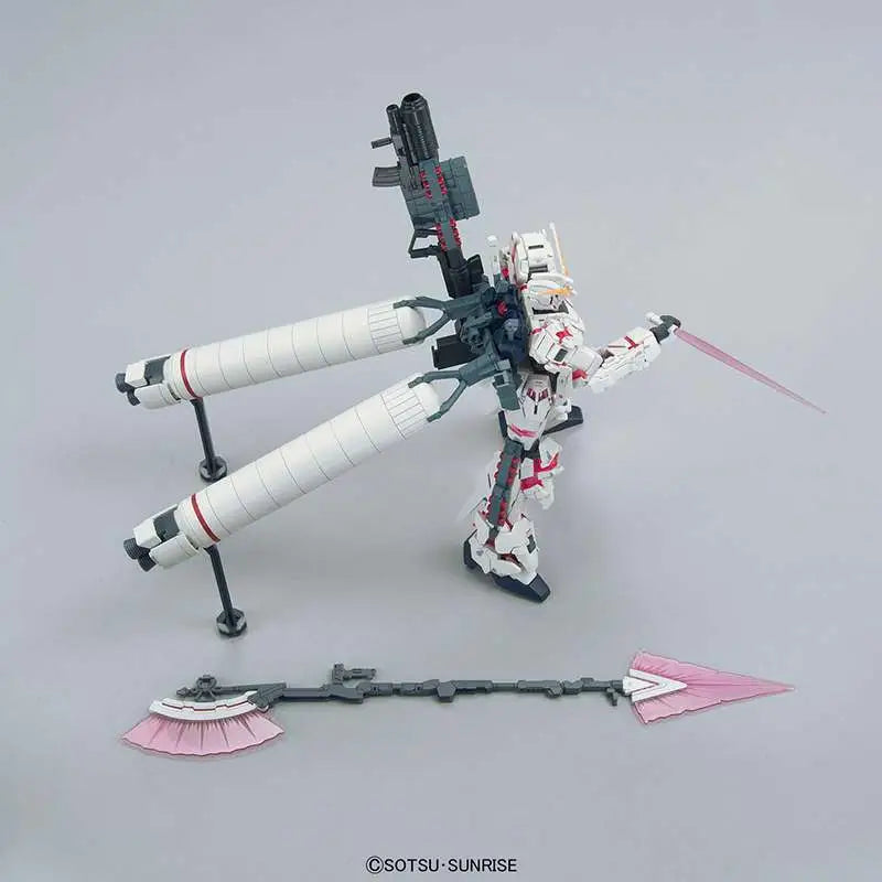 BANDAI - GUNDAM HGUC UNIC FULL ARM DEST RED 1/144 MODEL KIT