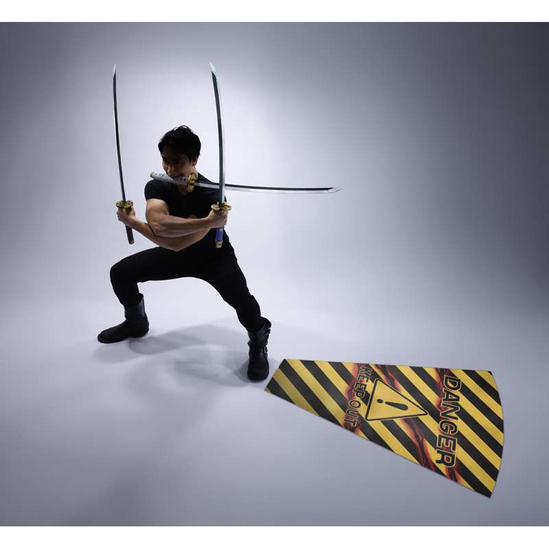 ONE PIECE RORONOA ZORO 3 SWORD PROP SET
