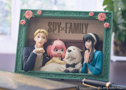 SPY X FAMILY THE FORGERS FIGURE