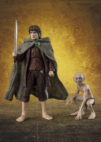 BANDAI SHF LORD RINGS FELLOWSHIP FRODO BAGGINS & GOLLUM SET ACTION FIGURE 12 cm