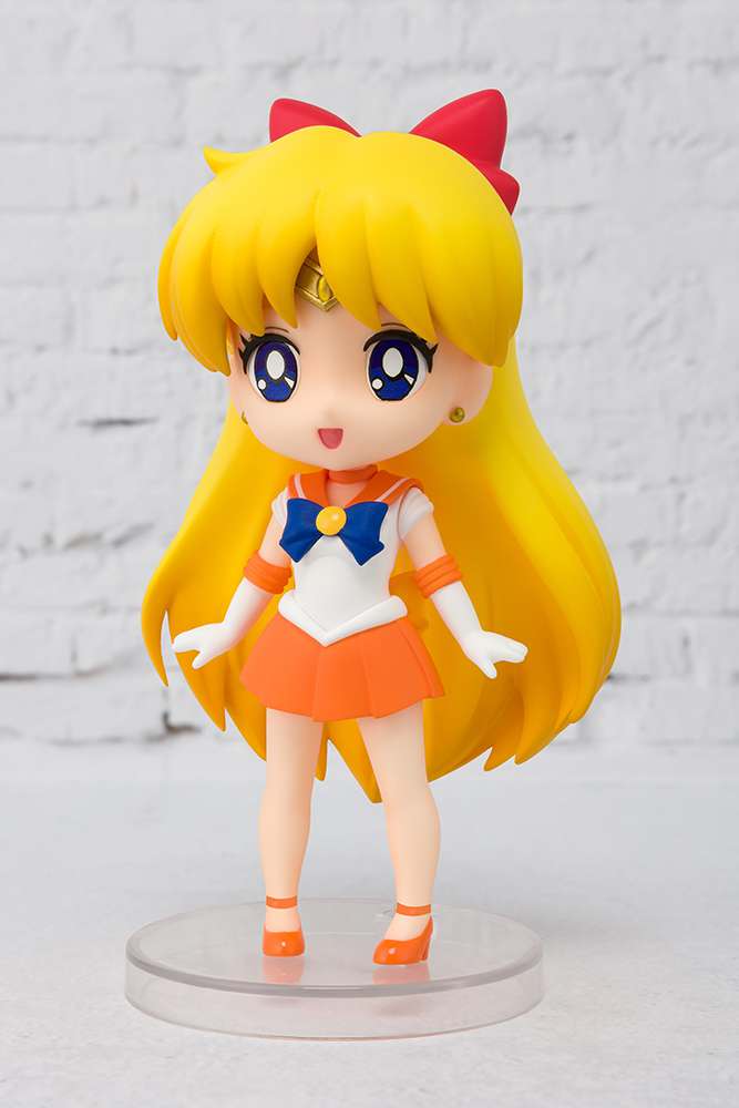BANDAI SAILOR VENUS SAILOR MOON FIGUARTS MINI ACTION FIGURE 9 CM