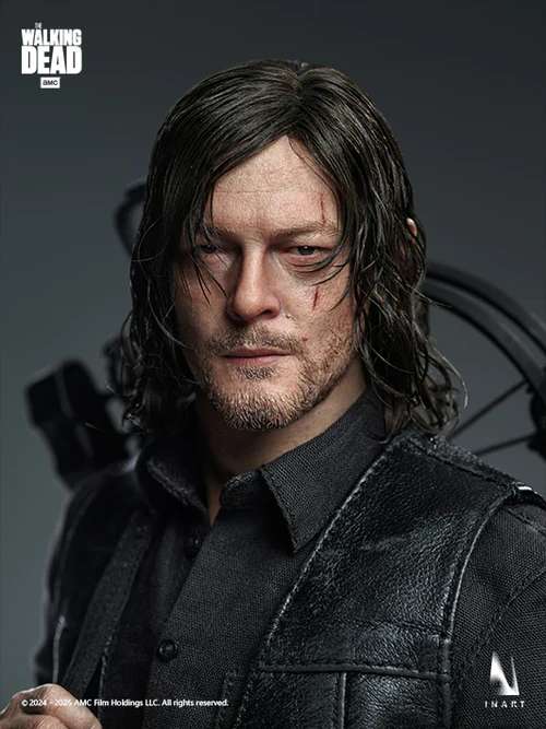 TWD S8 DARYL DIXON 1/6 COLLECTIBLE FIGUR