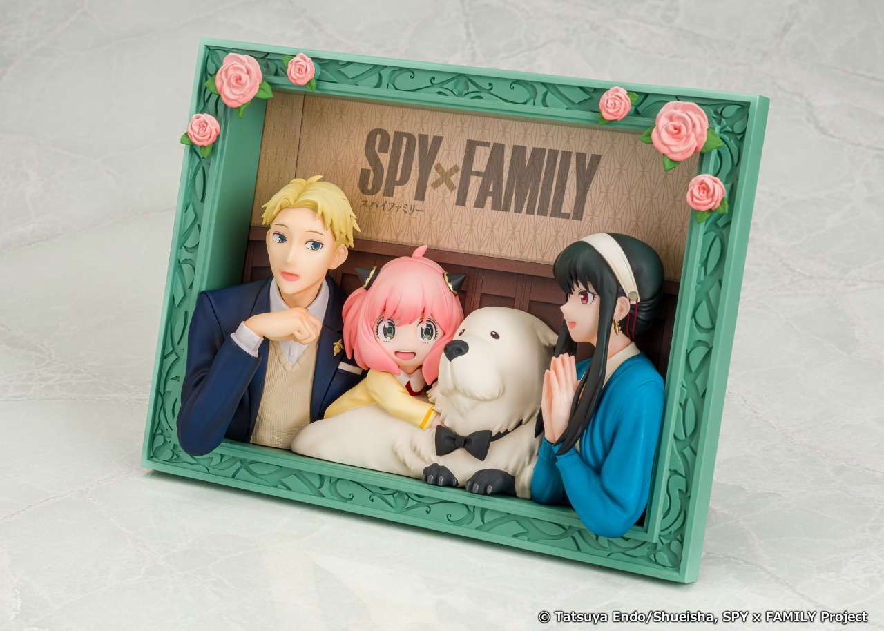 SPY X FAMILY THE FORGERS FIGURE