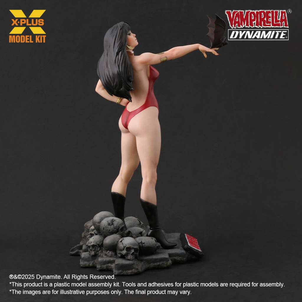 VAMPIRELLA JOSE GONZALEZ ED PLASTIC MK