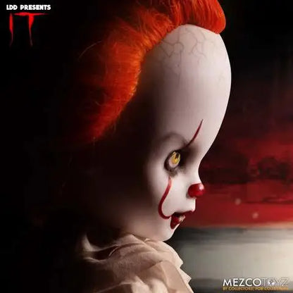 MEZCO TOYS LDD IT 2017 PENNYWISE BAMBOLA 25 cm