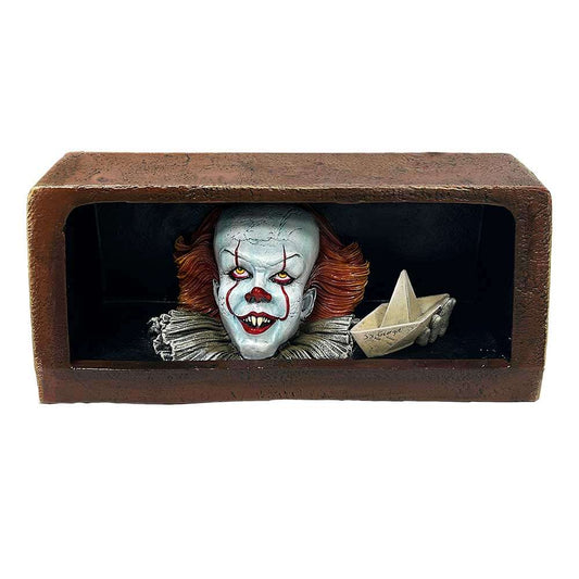 IT PENNYWISE CLOWN DRAIN FIGURINE