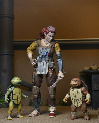 TMNT LRONIN LYEAR GR APRIL BA YI MOJA ACTION FIGURE