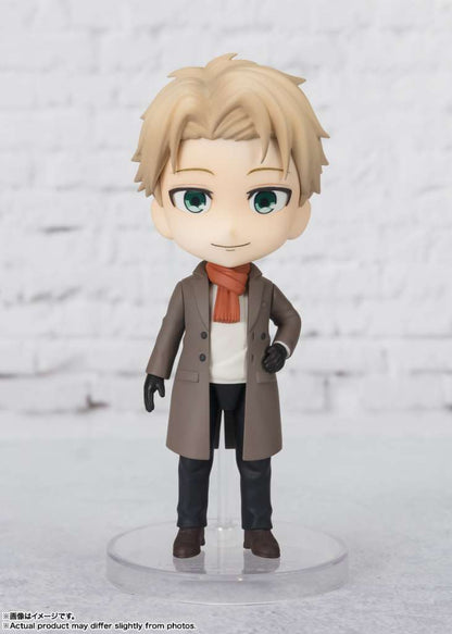 SPY X FAMILY FIGUARTS MINI ACTION FIGURA LOID FORGER CODE: WHITE 8 CM BANDAI TAMASHII NATIONS