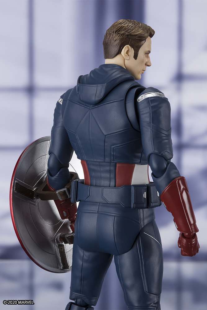 AVENGERS ENDGAME CAP AMERICA VS CAP SHF