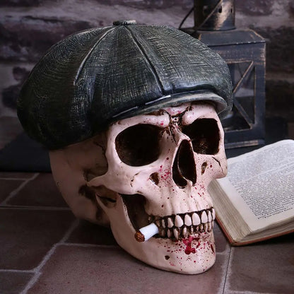TOMMY THE BOSS SKULL ORNAMENT 18.5CM
