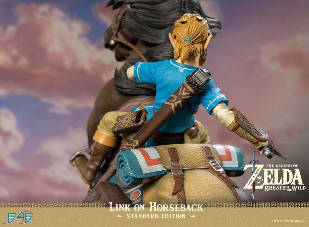 LEGEND OF ZELDA LINK ON HORSE LEGEND ST