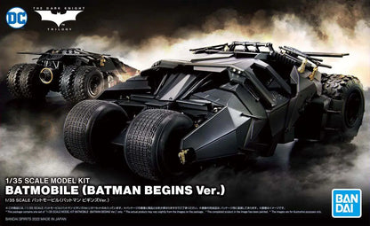 BANDAI BATMAN BEGINS BATMOBILE 1/35 MODEL KIT 25 cm