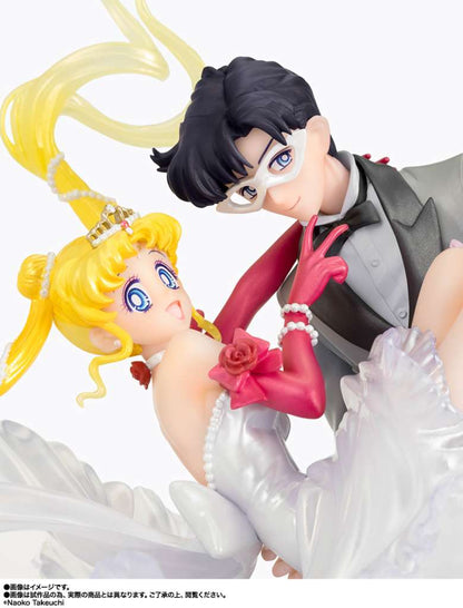 BANDAI SAILOR MOON USAGI & TUXEDO MASK MOONLIGHT GLOW ED FIGUARTS ZERO CHOUETTE STATUA 23.5 cm