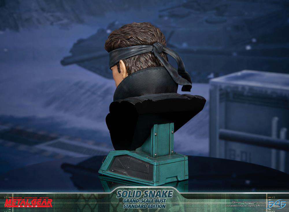 MGS SOLID SNAKE SCALED BUST