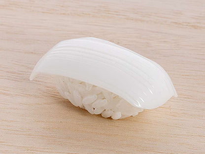 SYUTO SEIKO SUSHI SQUID PLASTIC MODEL KIT 3 cm
