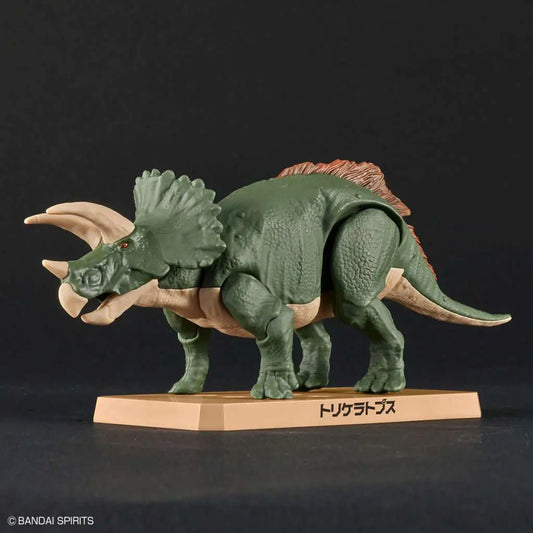 BANDAI DINOSAURS TRICERATOPS MK MODEL KIT 12 cm