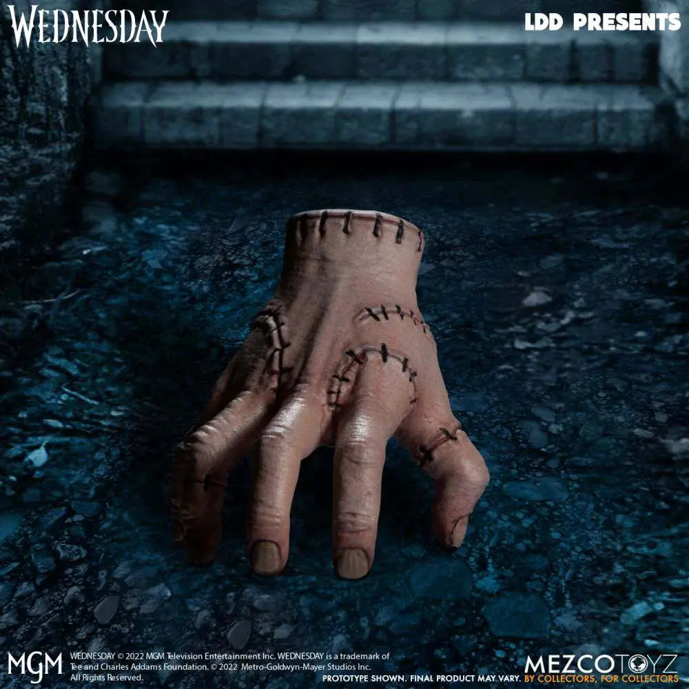 MEZCO TOYS LDD PRESENTS WEDNESDAY ACTION FIGURE 25 cm