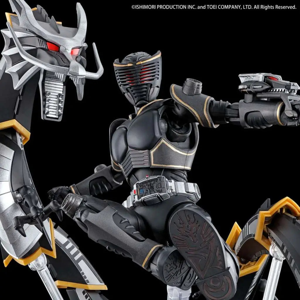 BANDAI RISE MASKED RIDER RYUGA MODEL KIT 13 cm