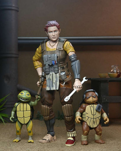 TMNT LRONIN LYEAR GR APRIL BA YI MOJA ACTION FIGURE