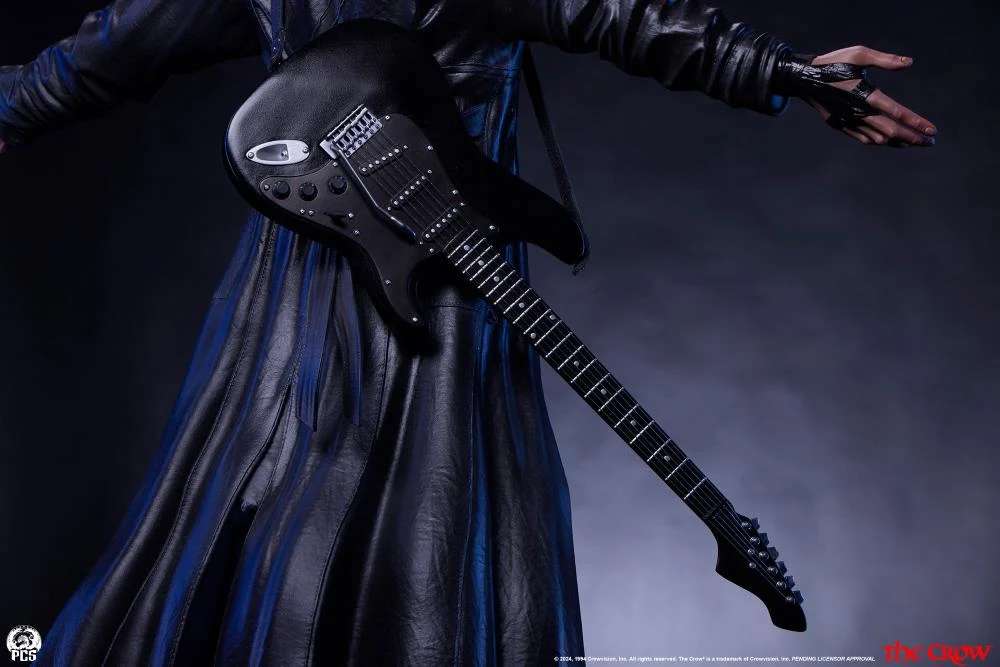 THE CROW 1:3 SCALE STATUE