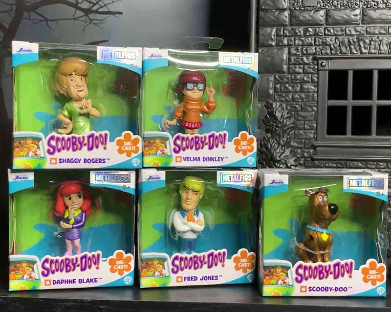 JADA TOYS SCOOBY DOO METAL BOX DISPLAY (12) MINI FIGURA 6.5 cm
