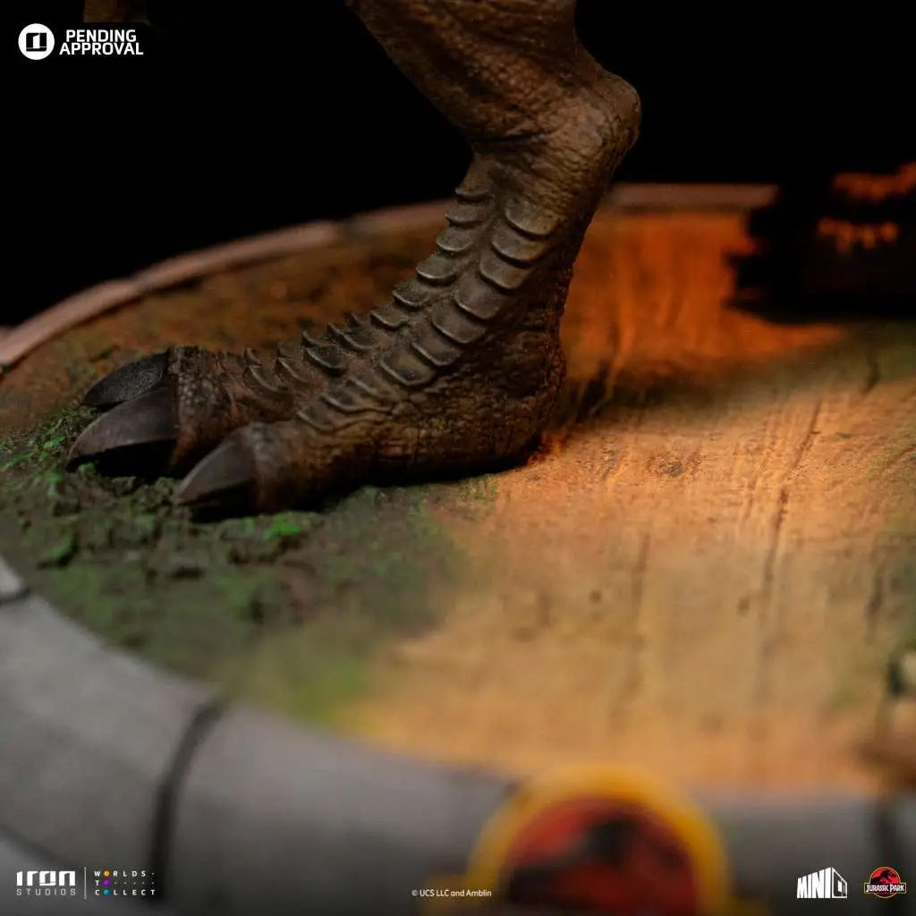 IRON STUDIOS - JURASSIC PARK JURASSIC PAR T-REX REGULAR MINICO STATUA 15 cm