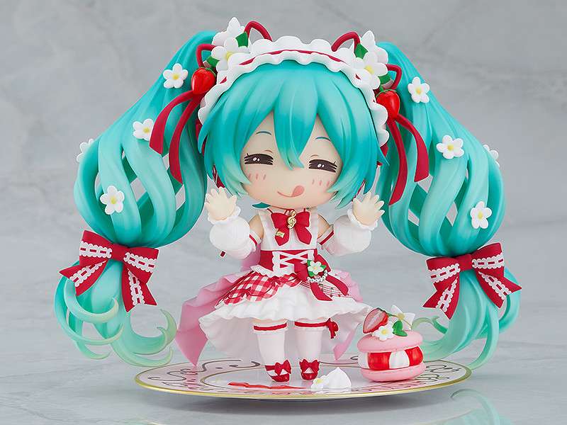 HATSUNE MIKU 15TH ANNIVERSARY NENDOROID