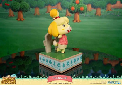 ANIMAL CROSSING NEW HORIZON ISABELLE PVC STATUE